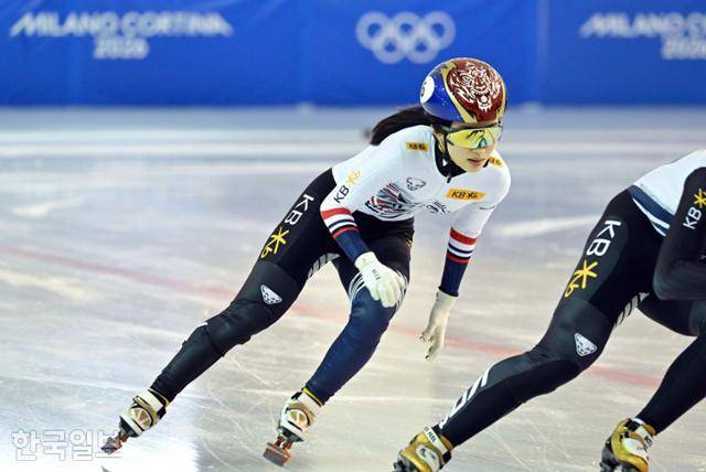 김길리가 지난해 12월 23일 충북 진천선수촌에서 새벽 훈련을 하고 있다. 강예진 기자