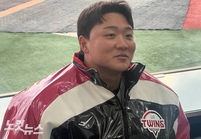 이우섭 기자