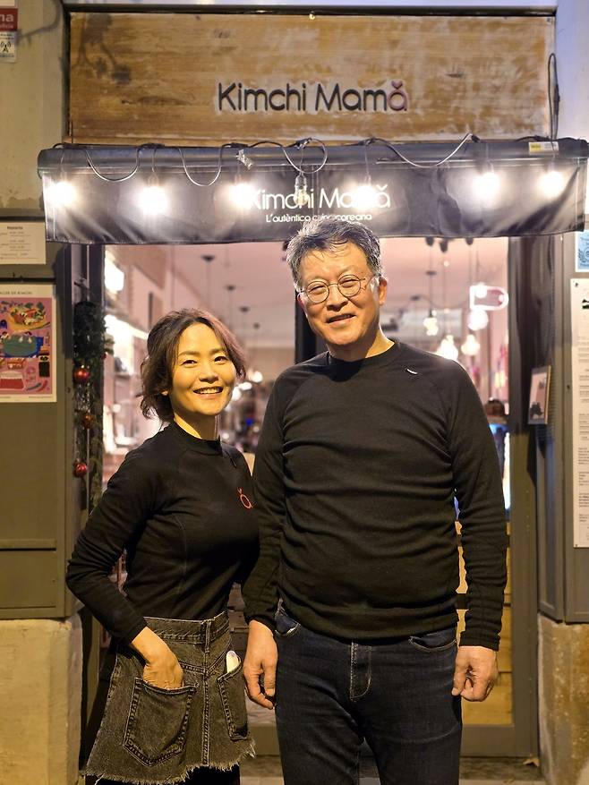 김치마마 신진호·권경애 대표.&nbsp; 최현태 기자