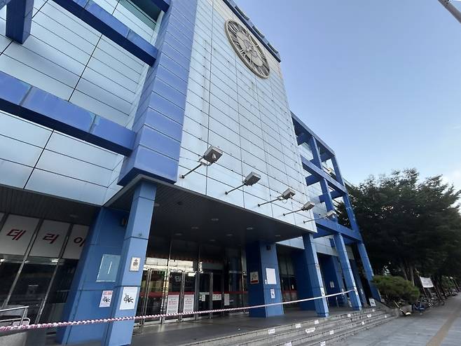 작년 8월 폐점한 홈플러스 내당점 모습. /경북매일 DB