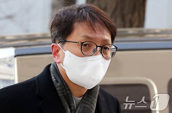 박대준 전 쿠팡 대표가 8일 오후 서울 마포구 서울경찰청 공공범죄수사대에 참고인 조사를 받기 위해 출석하고 있다.2026.1.8/뉴스1 ⓒ News1 박지혜 기자