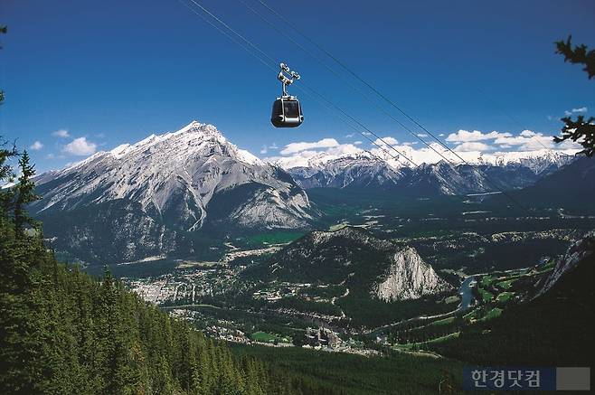 로키 절경과 밴프 타운을 감상하는 최고의 방법, 밴프 곤돌라(사진=알버타관광청)
