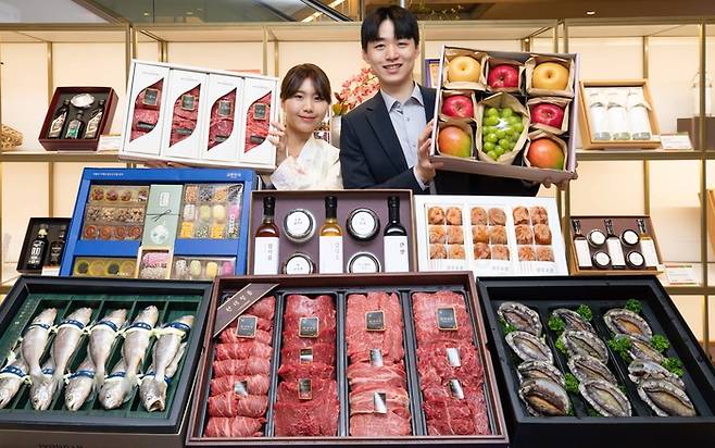 현대백화점 ‘2026년 설 선물세트 예약판매’ 대표 이미지. 현대백화점그룹