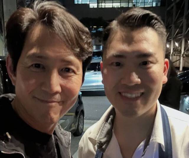 칼마카세가 이정재와 찍은 사진을 자신의 SNS에 올렸다. / 칼마카세 소셜미디어