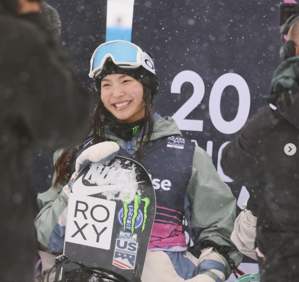 SNS로 부상 소식을 전하는 클로이 김(사진=클로이 김 SNS)