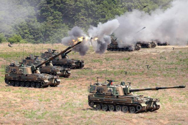 육군5포병여단의 K9자주포 사격 모습. 사진 제공=육군