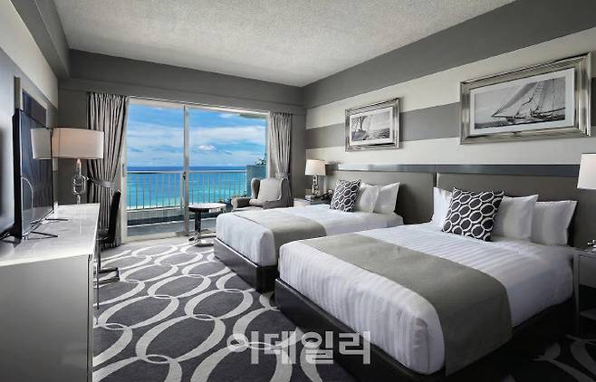 켄싱턴호텔 사이판 프리미어 디럭스 객실 전경 (사진=이랜드파크)