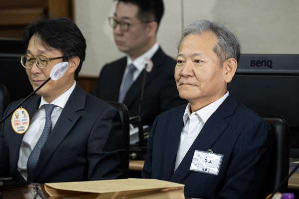 피고인석에 앉은 이상민 전 장관 *지난해 10월 17일 서울중앙지법