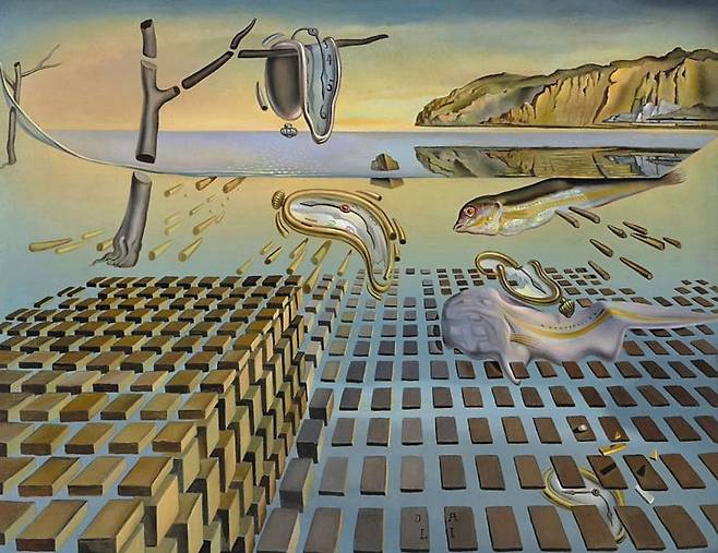 ‘기억의 지속’ 발표 20여 년 뒤 똑같은 배경으로 양자역학적 세계를 그려낸 ‘기억의 지속의 해체’(1954). /살바도르 달리 미술관