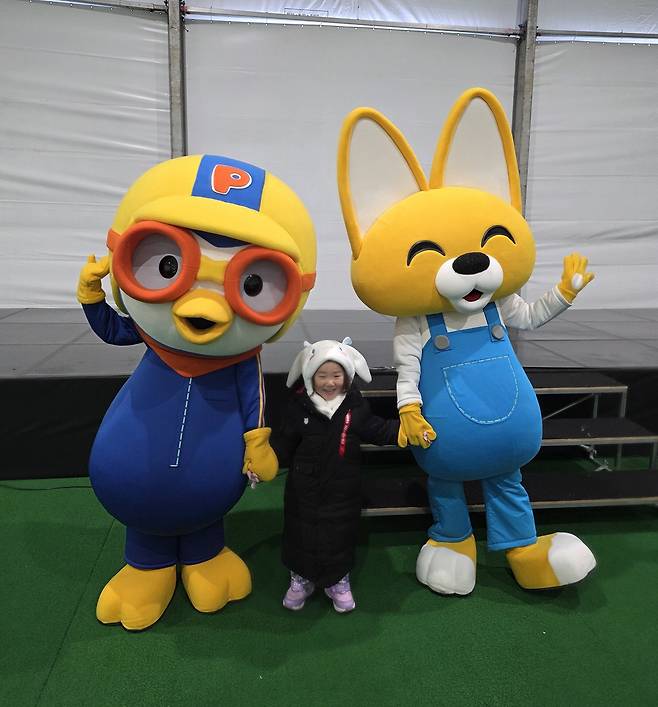 사진= 한강 잠원 눈썰매장 뽀로로와 포토타임/ 박병창 기자