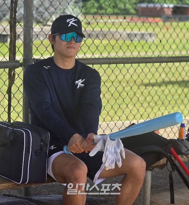 지난 11일 사이판 올레아이 스포츠 콤플렉스에서 훈련 중인 김도영. 사이판=윤승재 기자