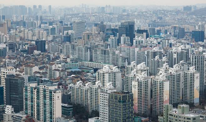 서울 강남구 트레이드타워에서 바라본 아파트 단지. /사진=뉴스1