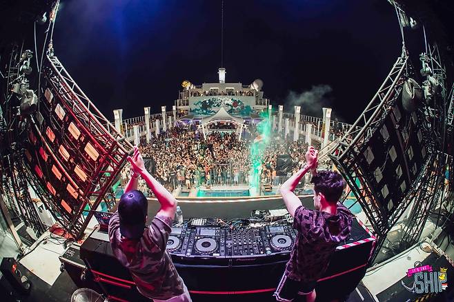 부산을 모항으로 하는 크루즈의 K-컬쳐 파티