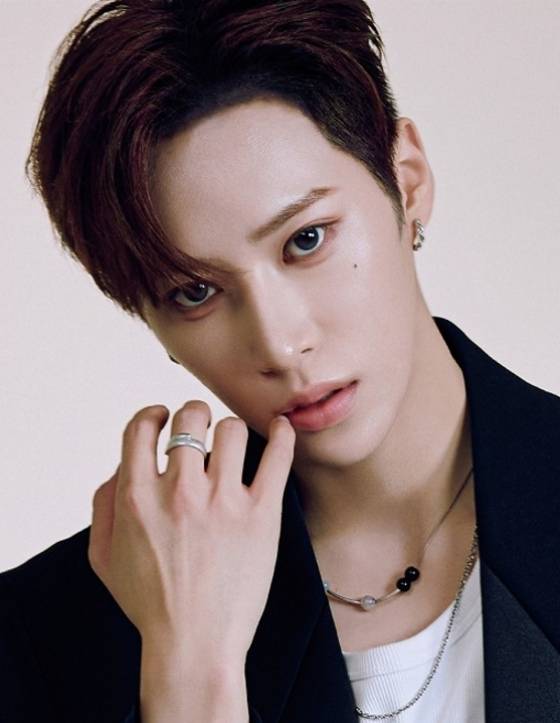 아르노 /사진=웨이크원