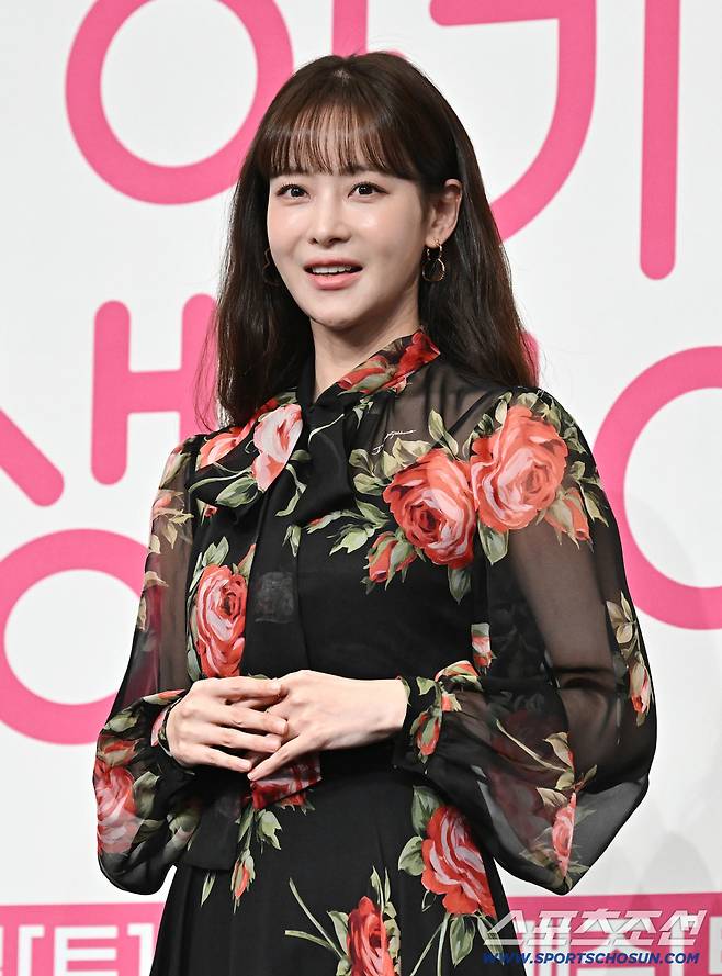 13일 서울 신도림 더링크호텔에서 채널A 토일드라마 '아이가 생겼어요' 제작발표회가 열렸다. 포즈를 취하고 있는 배우 오연서. 신도림=송정헌 기자songs@sportschosun.com/2026.01.13/