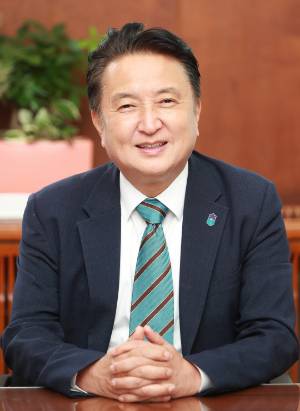 김영환 충북도지사는 최근 대전일보와의 인터뷰를 통해