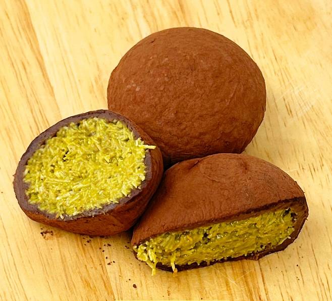 Dubai chewy cookies [JOONGANG ILBO]