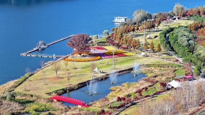 북한강변을 따라 조성된 화천 산천어파크골프장. 사진제공|화천군