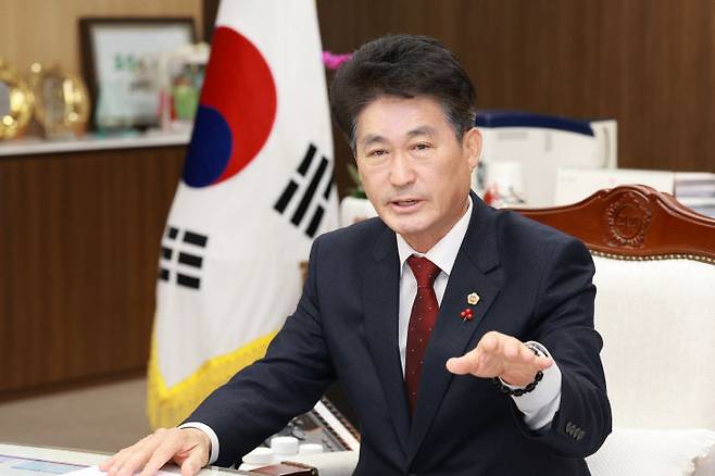 이양섭 충북도의회 의장