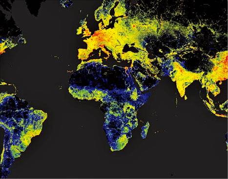지역별 건물 부피를 표현한 세계지도. 빨간색으로 갈수록 부피가 큰 건물이 많이 분포하는 지역이다.  Earth System Science Data