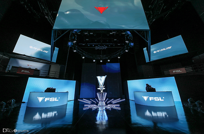 2025 FSL 4강-결승 무대.