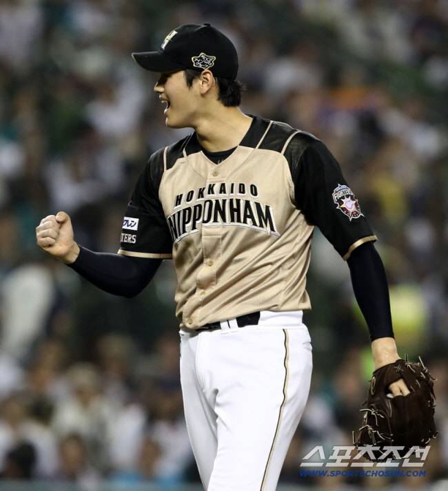 오타니는 2023년 니혼햄에 입단하면서, 다르빗슈가 섰던 11번을 받았다. 사진출처=스포츠조선 DB