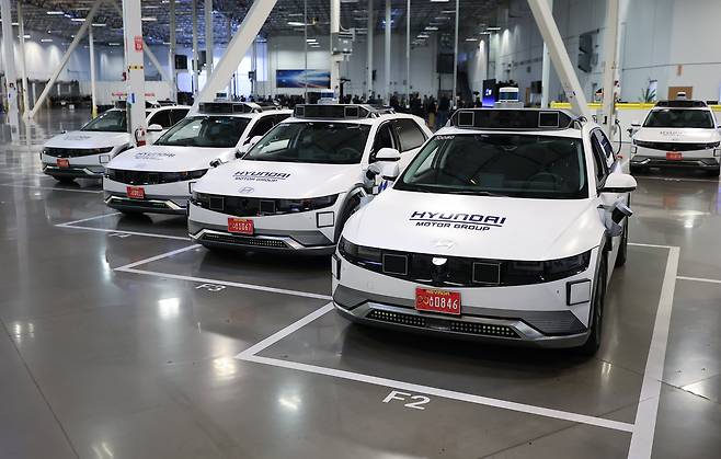 현대차그룹 모셔널이 개발한 아이오닉5 기반 로보택시./연합뉴스