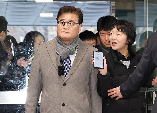 박억수 내란 특검보가 13일 오전 서울 서초구 서울중앙지방법원에서 열린 윤석열 전 대통령의 내란 우두머리 혐의 사건 결심 공판에 참석하고 있다. 뉴스1