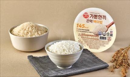 오뚜기 가뿐한끼 곤약백미밥.  오뚜기 제공