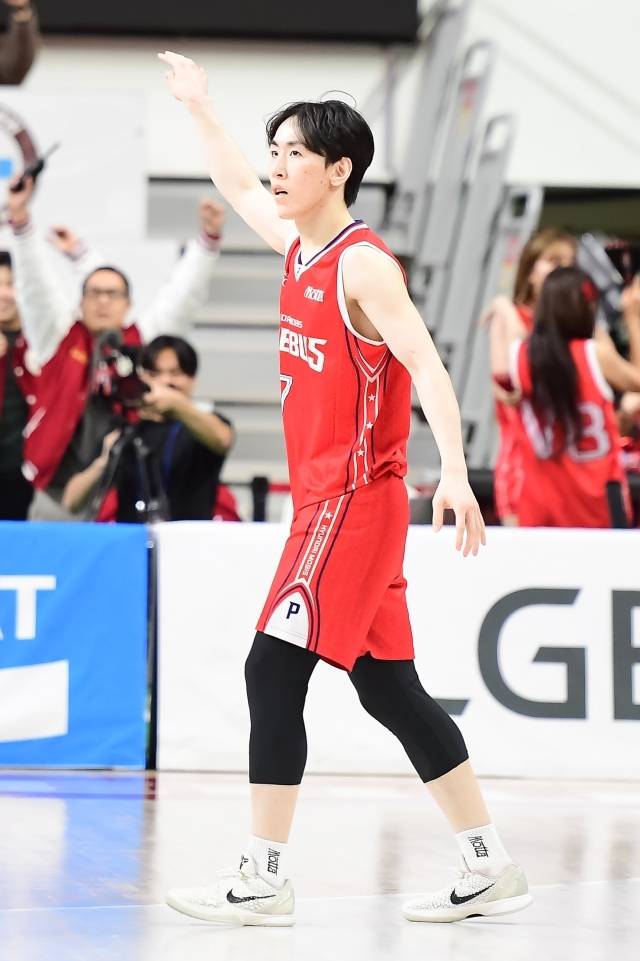 서명진은 올 시즌 KBL 최고의 슈터다. 그는 이제 강심장의 사나이로 성장, 유일한 약점마저 지웠다. 사진=KBL 제공