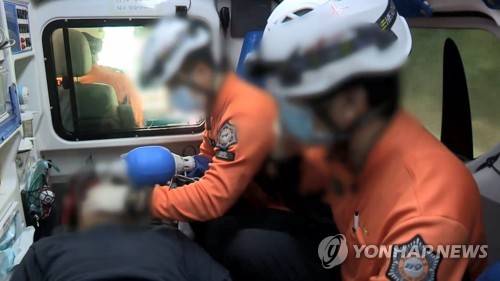 응급차 내부 [연합뉴스TV 제공. 재판매 및 DB 금지]