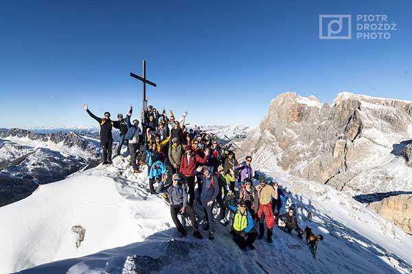 행사 이튿날 마을 뒷산인 로제타(2,743m) 정상에 케이블카로 모든 게스트가 올랐다. 사진 표트르 드로츠