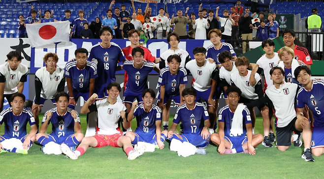 ▲ 일본은 직전 대회였던 2024 카타르 U-23 아시안컵에서 우즈베키스탄을 꺾고 우승을 차지했다. 이번 대회 2회 연속 정상을 노리는 일본은 2028년 LA 올림픽을 대비해 전원 21세 이하로 구성하고도 남다른 전력을 과시했다. 해외파 1명에 A대표팀 경력이 있는 유망주까지 총동원해 2회 연속 우승에 도전한다. ⓒ 아시아축구연맹