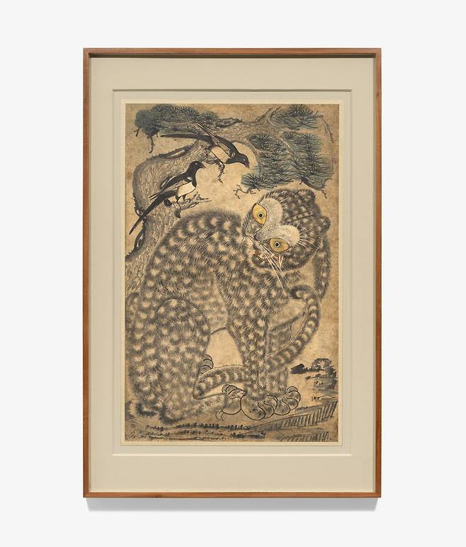 19세기 까치호랑이(虎鵲圖), 종이에 채색. <갤러리현대>