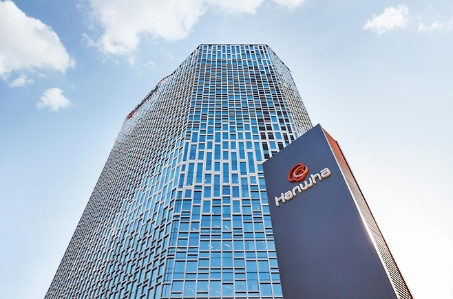 (Hanwha)