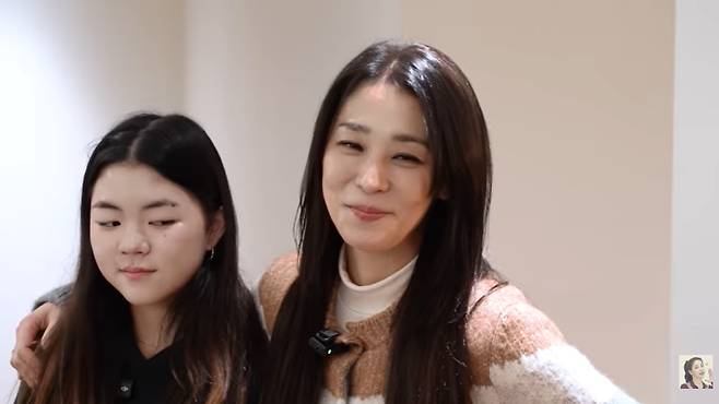 한고은 유튜브 화면 캡처