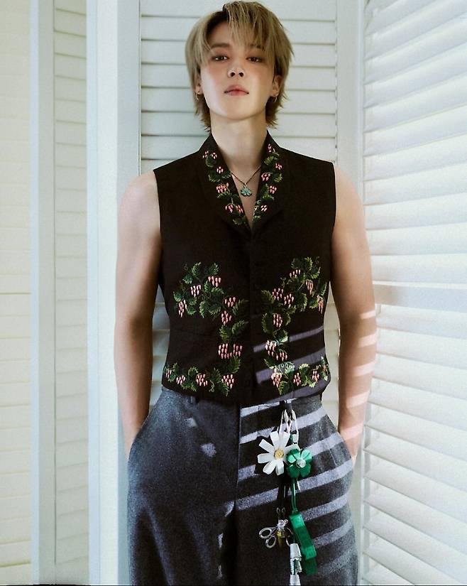 방탄소년단 지민, 완전체 컴백 앞두고 빌보드 차트 大기록 행진