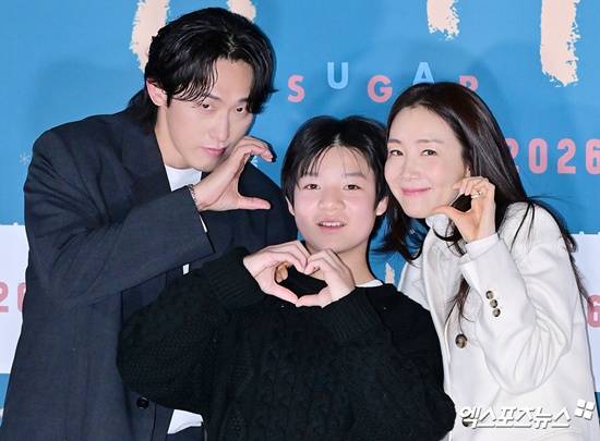 최지우, 아들맘 됐다 내 딸과 연결되더라…실제 모성애 담은 '슈가' [종합]