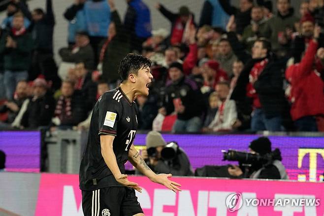 포효하는 김민재. [AP=연합뉴스]