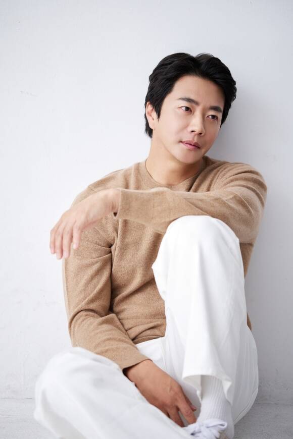 권상우는 "코미디 영화도 계속 선보이고 싶고 또 다른 장르물도 보여드리고 싶다"고 전했다. /수컴퍼니