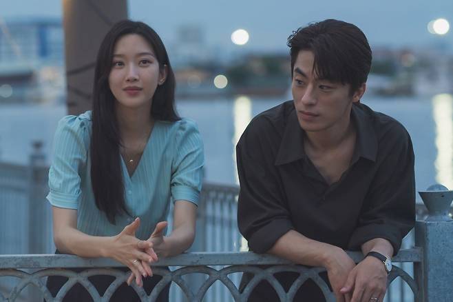 "Once We Were Us" starring Moon Ga-young (left) and Koo Kyo-hwan (Showbox)