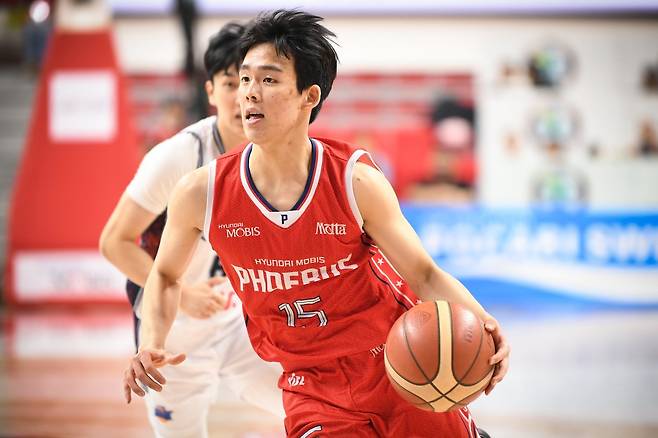 현대모비스 김건하는 코트에서 쉽게 주눅이 들지 않는 플레이로 코트에 활력을 불어넣고 있다. 사진제공｜KBL
