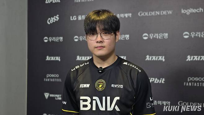 ‘빅라’ 이대광이 17일 오후 5시 서울 종로구 치지직 롤파크 LCK 아레나에서 열린 ‘2026 LCK컵’ 그룹 배틀 브리온과 경기가 끝난 뒤 쿠키뉴스와 인터뷰하고 있다. 김영건 기자