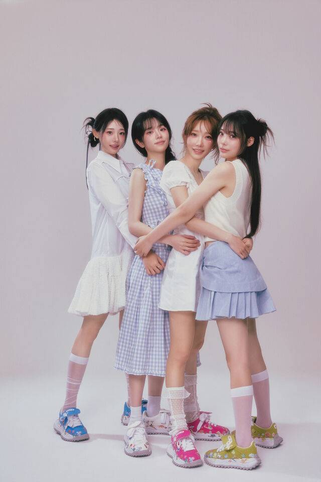 QWER / 타마고 프로덕션