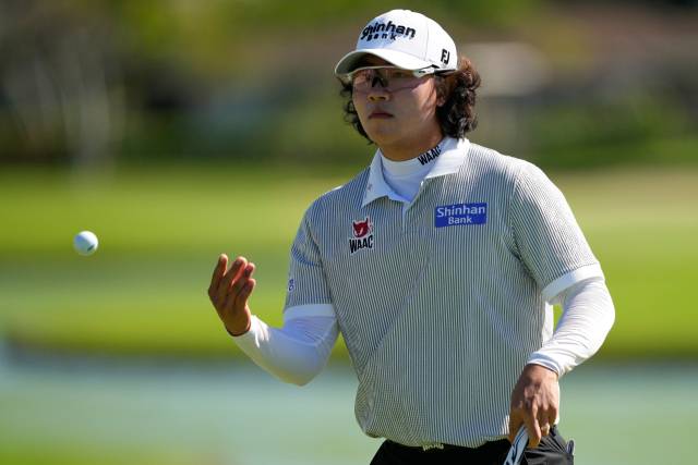 ‘선두 김성현’ vs ‘컷 탈락 이승택’ 가른 ‘벙커샷’···김성현 4개 모두 파, 이승택은 6개 중 5개 보기