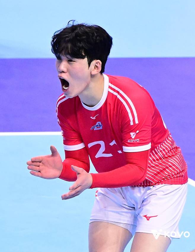 파이팅 외치는 대한항공의 리베로 강승일 [한국배구연맹 제공. 재판매 및 DB 금지]