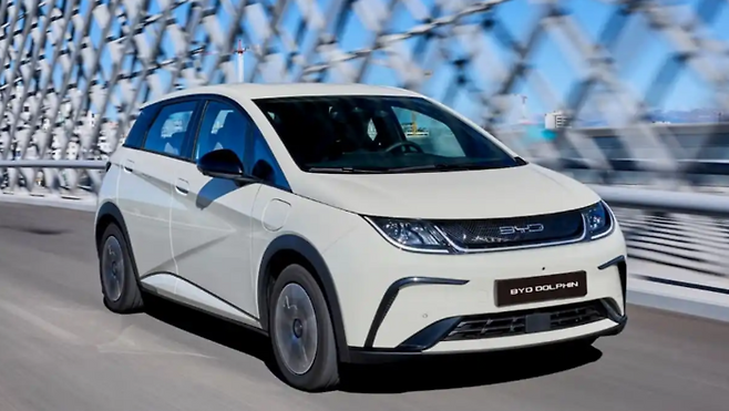 BYD 돌핀.