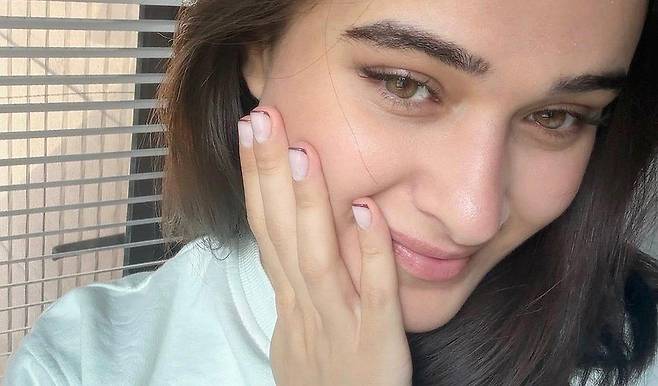 지난 9일(현지시간) 북부 샤사바르(토네카본)에서 시위 도중 총격으로 사망한 네긴(28). 사진 IHR