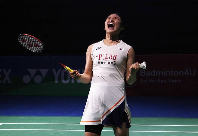 18일 인도 오픈 정상에 오른 안세영이 포효하고 있다. 로이터연합뉴스