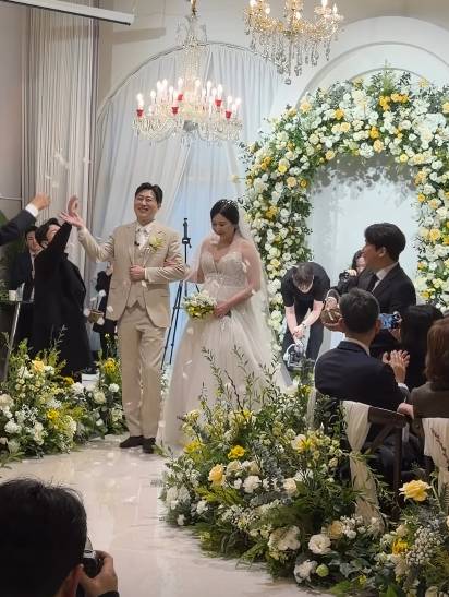 '세 가족' 28기 상철♥정숙, 제주도 신혼여행 떠났다[스타이슈]